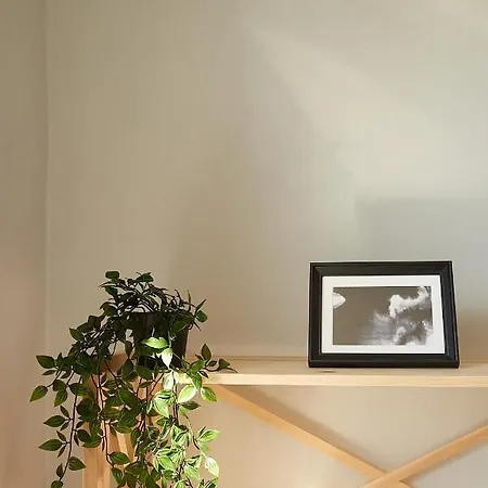 Apartment Greenhouse *